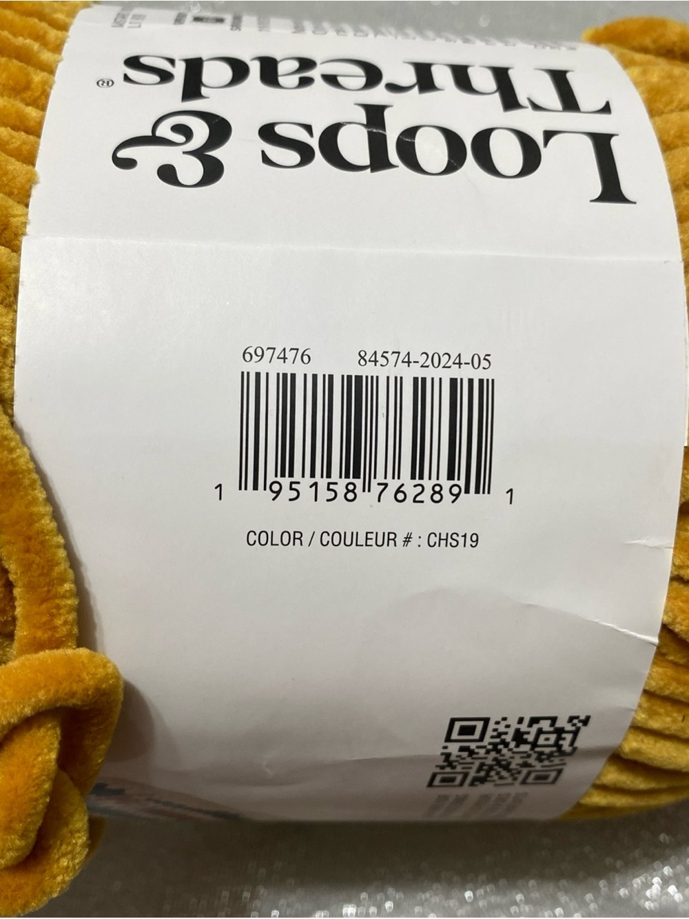 Chenille Home Slim Yarn Loops & Threads “Mustard" Lot 619 8.8 oz - Picture 3 of 3